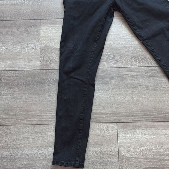 SM140 BDG high waisted cropped jeans - Picture 3 of 9